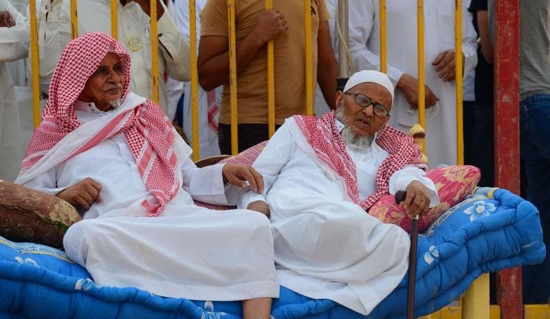 قصة مصورة:  صور متفرقة من الجنادرية في اليوم الثاني