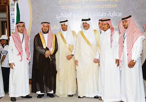 سحب تراخيص معاهد متورطة في إصدار شهادات مزورة