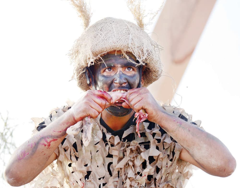 قصة مصورة.. استعراض تشكيلات الصاعقة ومكافحة الإرهاب