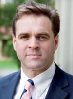 بروفيسور هارفارد يعتذر عن تصريحاته المسيئة لرائد علم الاقتصاد