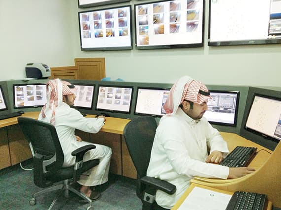 120 ألف بلاغ تستقبلها «أمانة الرياض» في 4 أشهر