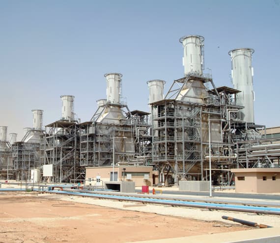 الكهرباء تصل إلى 12485 مدينة وقرية وهجرة و6.8 مليون مشترك بنهاية مارس 2013