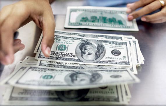 النقود الورقية تنقرض نهاية القرن وتتحوّل إلى «إلكترونية»