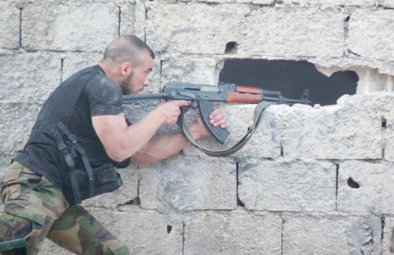 الغرب أفسد الثورة بـ «الصحوات» و«الفوضى»