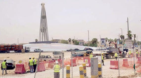 أمانة جدة تطالب 14 مقاولا بتسديد مخالفات مالية