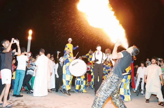 شباب 3 دول خليجية يشاركون في عروض «السيارات المعدلة»