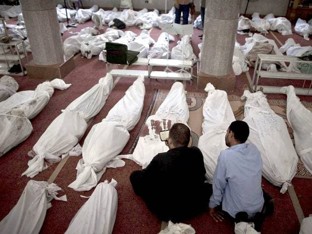 تحقيق: مشرحة زينهم في القاهرة.. حزن وفوضى وانتظار