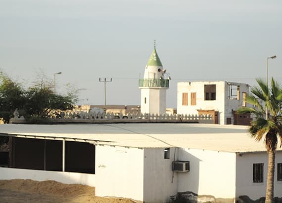 مسجد «البديوي».. عراقة ومشهد تراثي نابض في «الوجه»