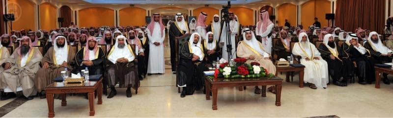 أمير المدينة المنورة يُدشن دورات حول تفعيل دور عضو هيئة الأمر بالمعروف في تعزيز الأمن الفكري