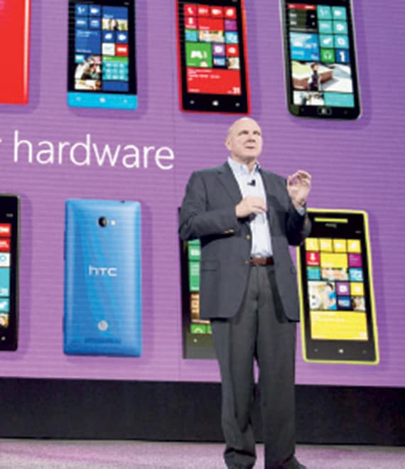 «ستيف بالمر» يغادر «مايكروسوفت» بوداع مؤثر