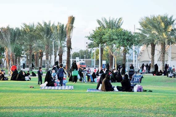 المراكز التجارية .. سياحة وترفيه وتسوق