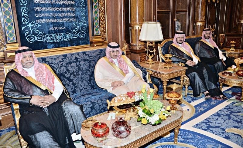 خادم الحرمين الشريفين يستقبل ملك الأردن وولي عهد أبو ظبي