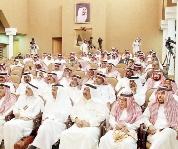 الإعلام الحكومي لم يعد قادرا على المنافسة