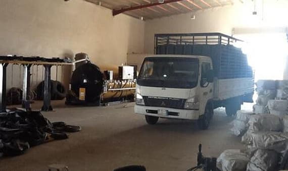 إغلاق مصنع لتلبيس الإطارات في الزلفي