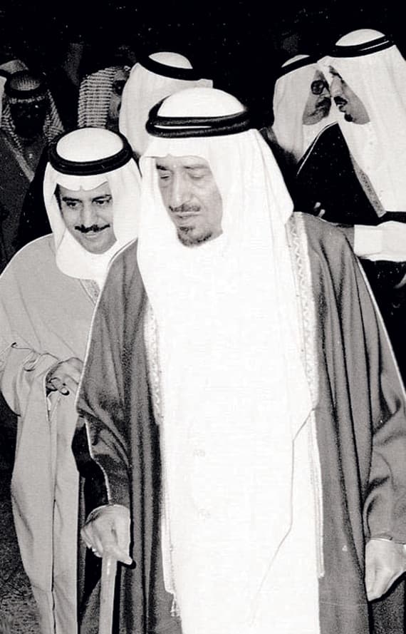 ولي العهد: الملك يوصينا بخدمة الشعب والعناية بالوطن والعقيدة