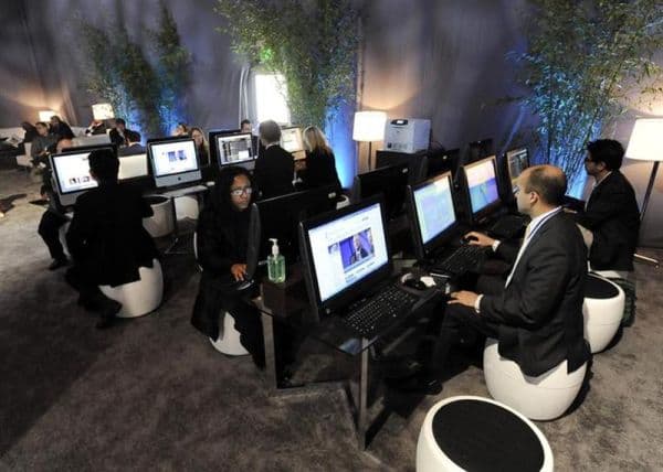 شركات الإنترنت الأمريكية تطالب بالحد من مراقبة المواطنين