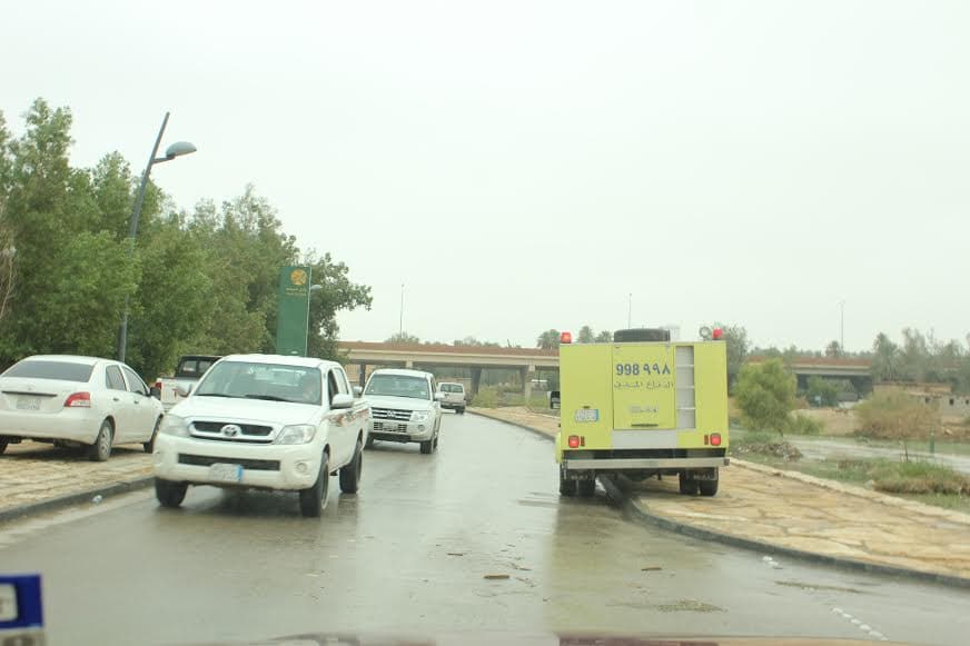 قصة مصورة : الرياض .. المطر .. البهجة