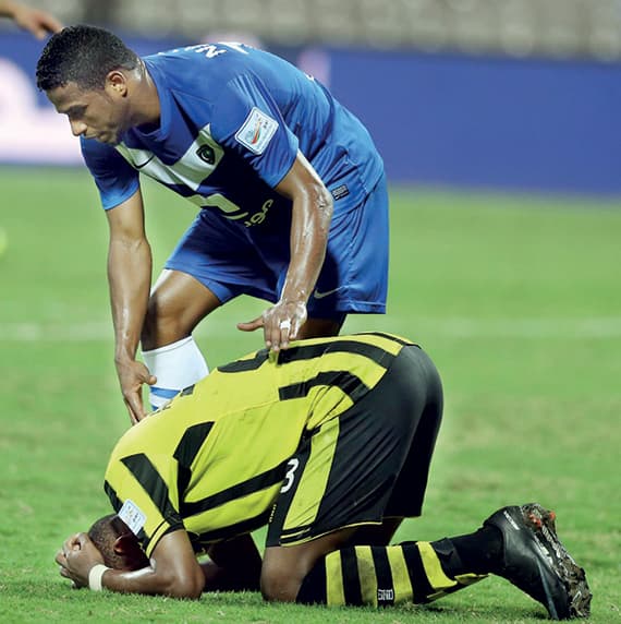 مدير ملعب الشرائع يردُّ على سامي: غيرك لم يشتكِ