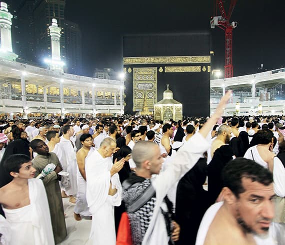 إصدار مليون تأشيرة عمرة .. و470 ألف معتمر يؤدون المناسك