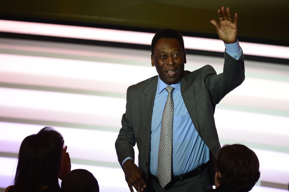 قصة مصورة : رونالدو.. أفضل لاعبي العالم