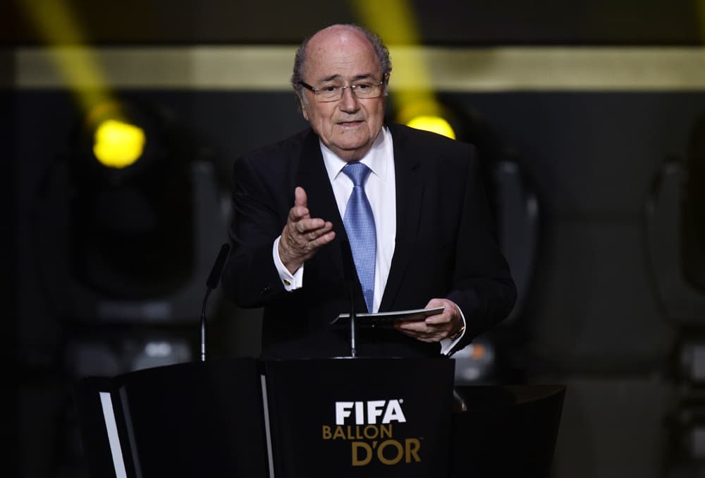 قصة مصورة : رونالدو.. أفضل لاعبي العالم