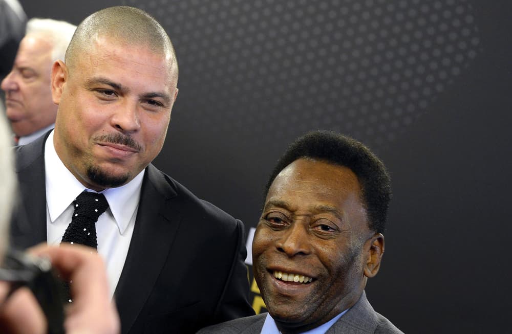 قصة مصورة : رونالدو.. أفضل لاعبي العالم