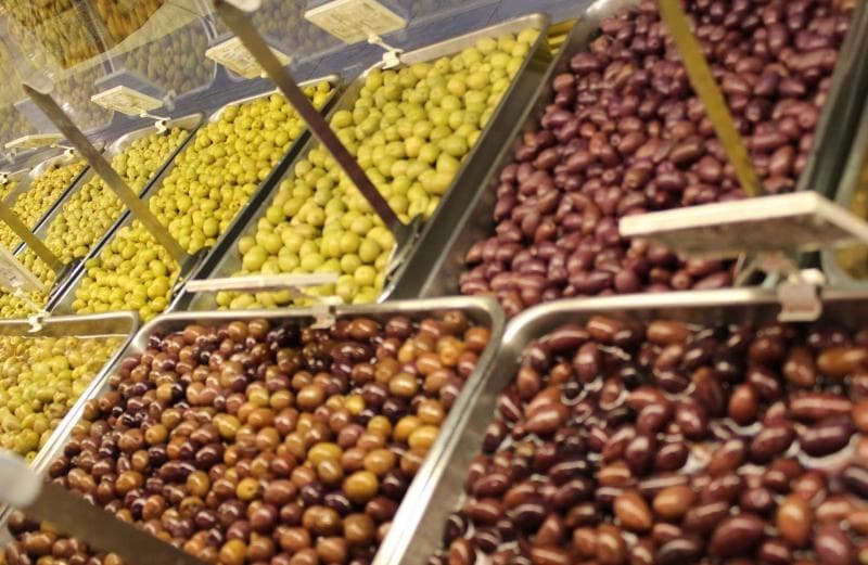 المملكة تنشئ مجمعًا لإنتاج أكثر من 30 صنفًا عالميًا من الزيتون عالي الجودة في الجوف