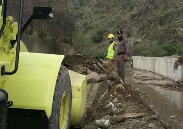 لجان حصر الأضرار في مدني الباحة تواصل أعمالها