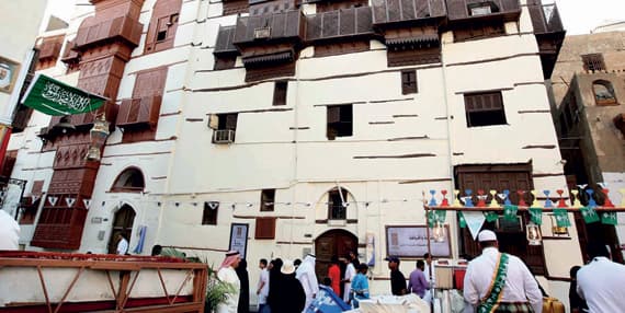 بيت العمودي.. بناء يحفظ ملامح الزمن الجميل