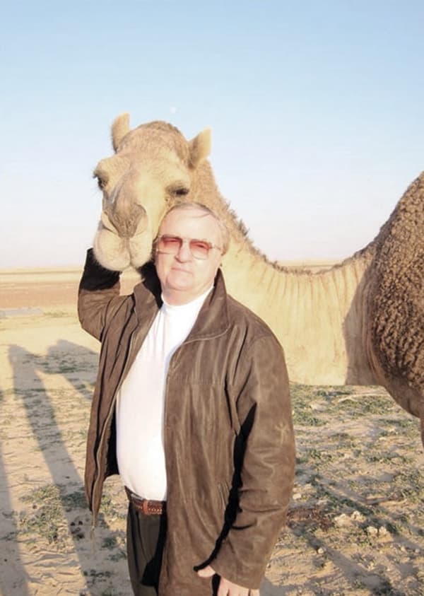 طيار أمريكي يحن إلى رفحاء بعد غياب 30 عاما