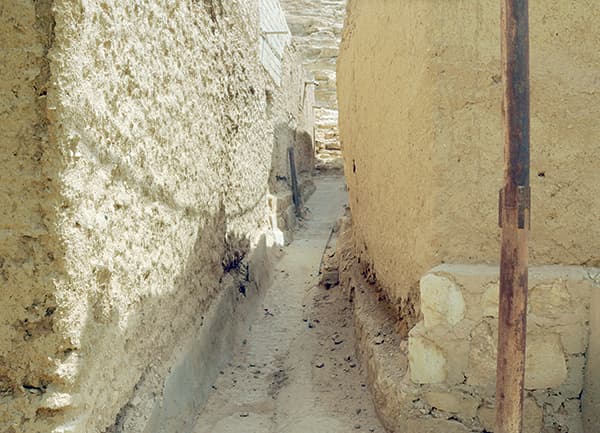 «الحائر».. الوجه الآخر