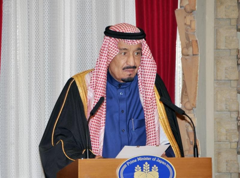 ولي العهد ورئيس الوزراء الياباني يعقدان اجتماعاً في طوكيو