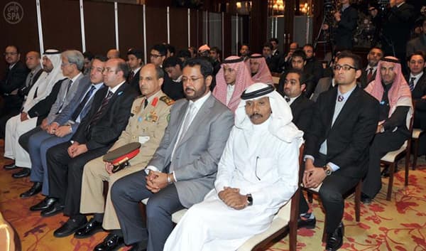 ولي العهد يلتقي الطلبة المبتعثين في اليابان