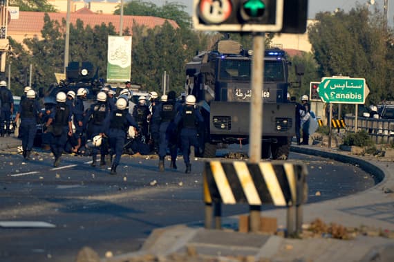 البحرين: مقتل 3 رجال شرطة بينهم ضابط إماراتي في تفجير إرهابي