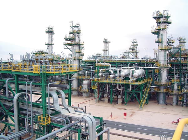 الإضرابات في ليبيا تهدد صادرات الغاز إلى إيطاليا