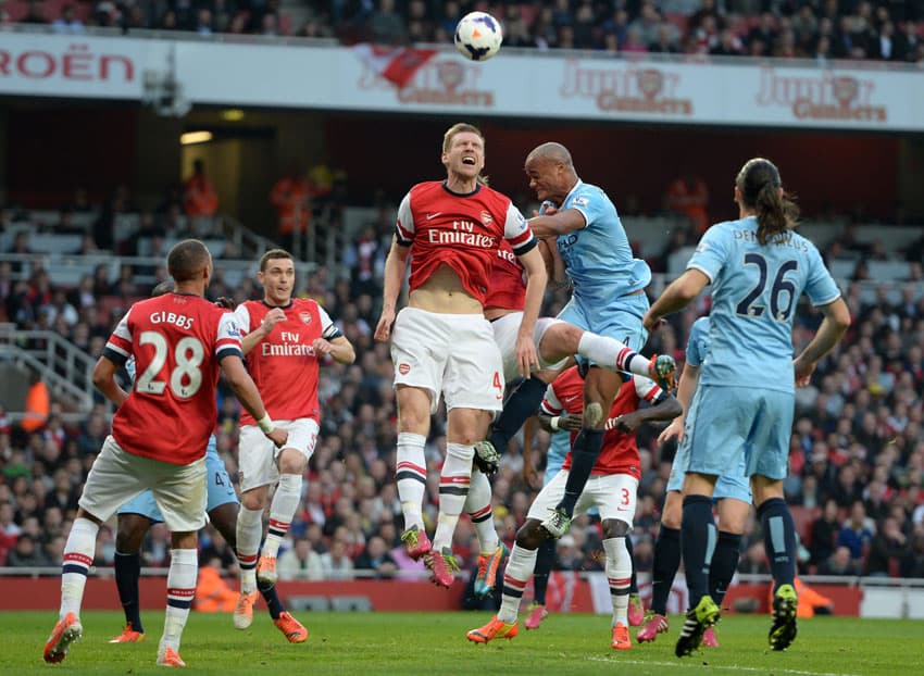 قصة مصورة:أرسنال ومانشستر يكتفيان بالتعادل في الدوري الانجليزي