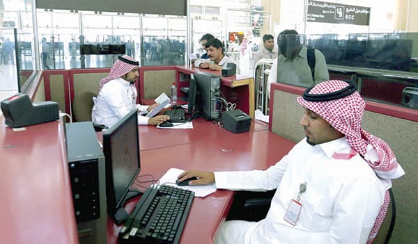 الجوازات: تعميم الزي المدني على جميع المنافذ خلال 15 يوما