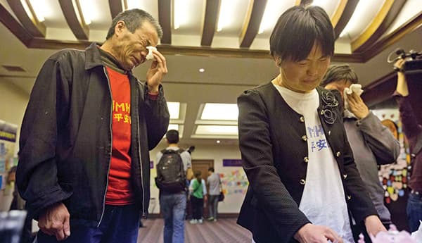 آخر الأمل.. غواصة دون ربان