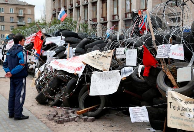 أوكرانيا تتهم روسيا بتدبير إطلاق نار في شرق البلاد