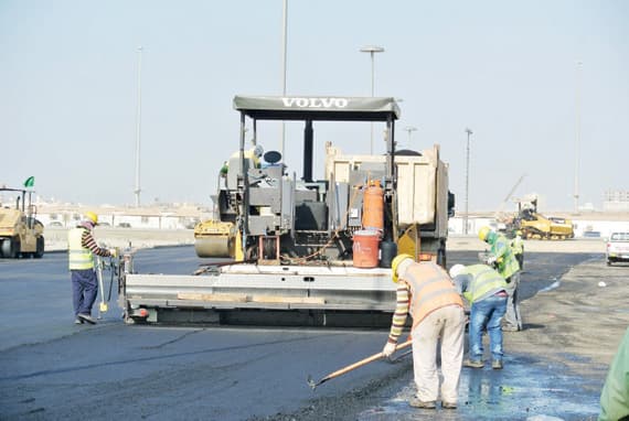 شركة درة سبأ لمقاولات الطرق تشارك في إنجاز الطرق بمدينة الملك عبد الله الرياضية