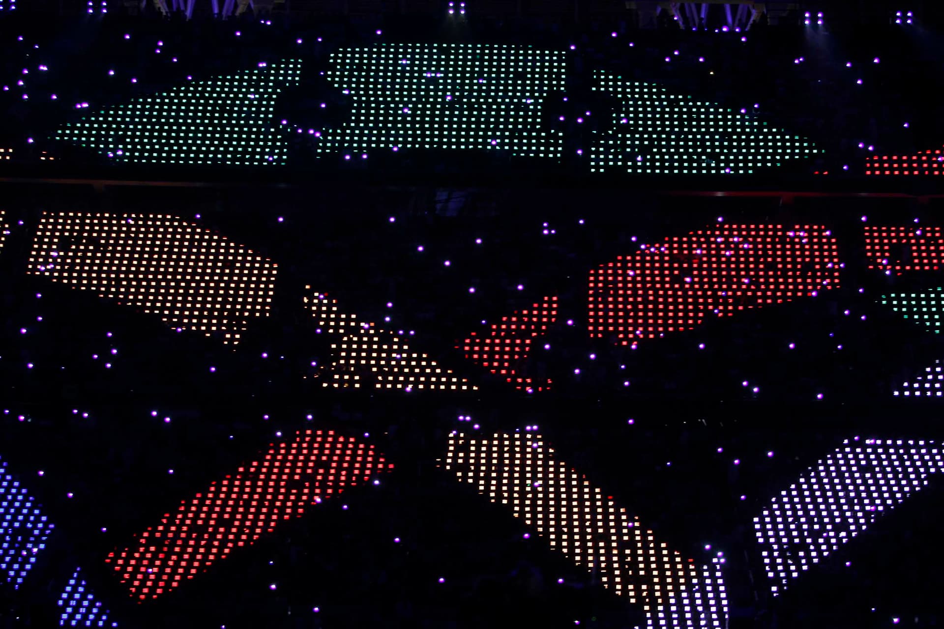 خادم الحرمين الشريفين للشعب: تستحقون أكثر وأكثر