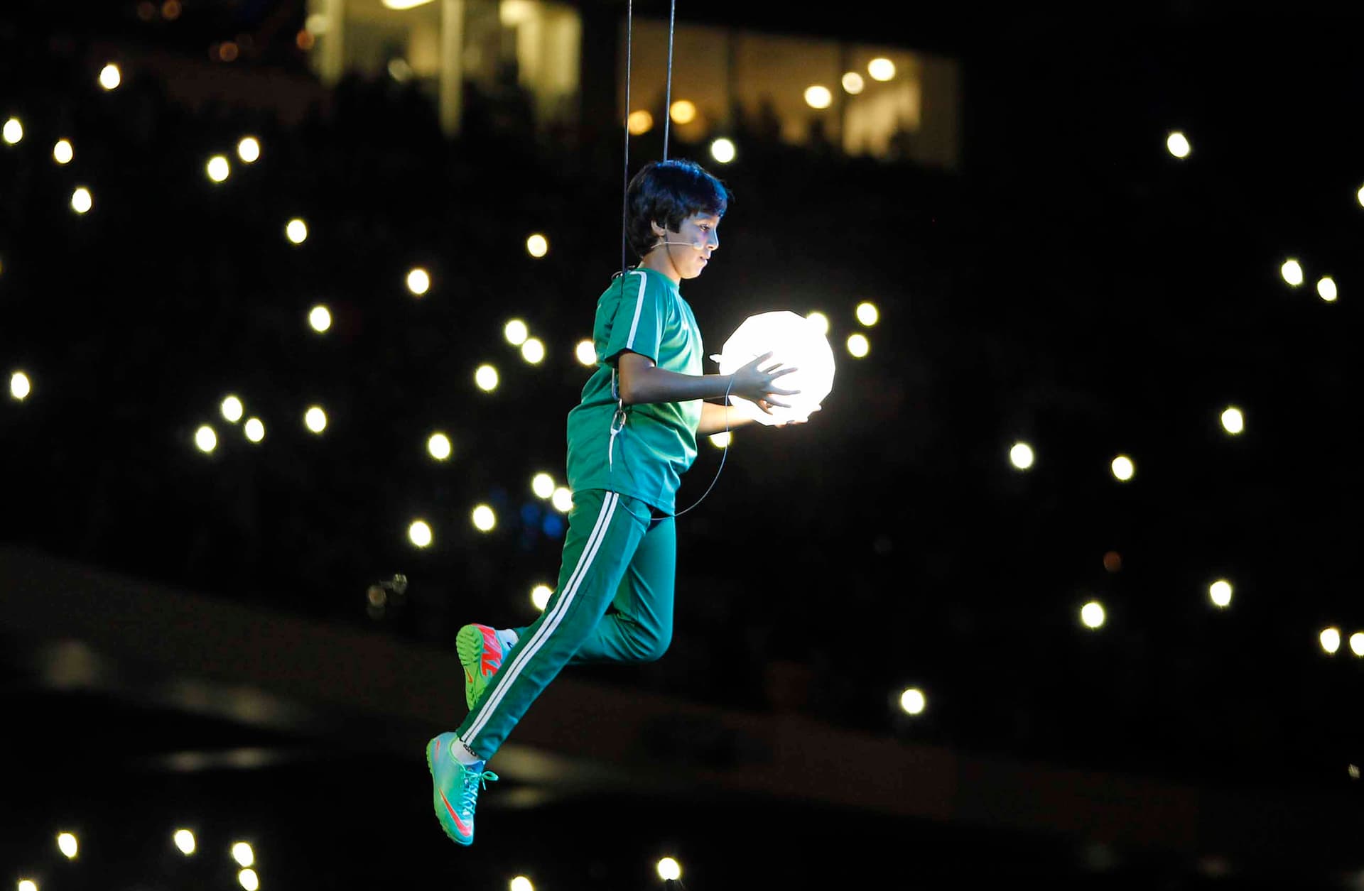 خادم الحرمين الشريفين للشعب: تستحقون أكثر وأكثر