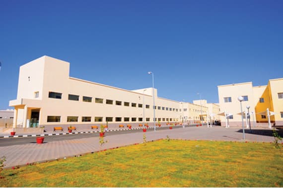 مشروع جامعة الطائف للبنات يزيد طاقتها الاستيعابية 10 %