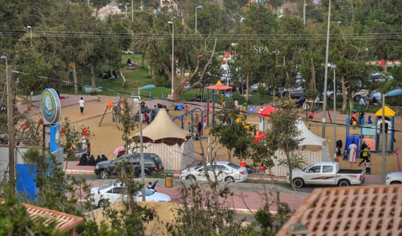 قصة مصورة : 40 غابة في الباحة تستقبل المصطافين