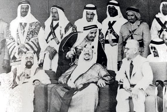 آل سعود وآل خليفة .. جوار وأخوة تمتد لأكثر من 260 عاما