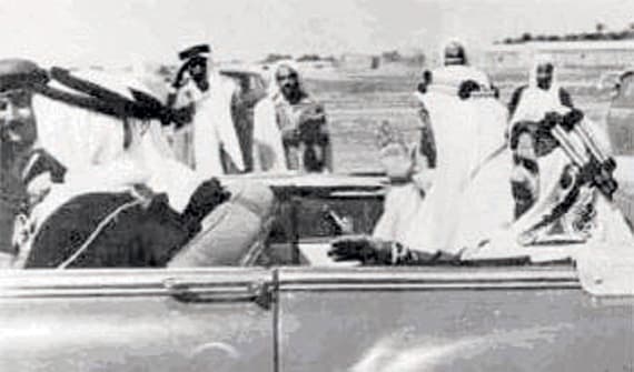 آل سعود وآل خليفة .. جوار وأخوة تمتد لأكثر من 260 عاما