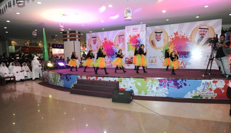 قصة مصورة: تدشين فعاليات وبرامج مهرجان أصداف مول في  خميس مشيط