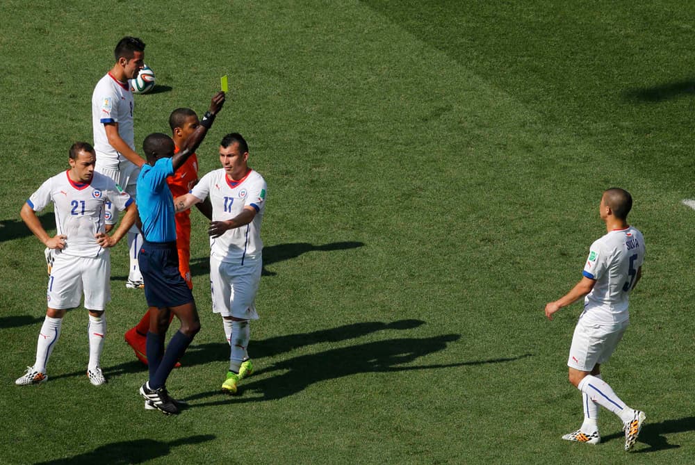 قصة مصورة: الطاحونة الهولندية تعبر فوق تشيلي وتسجل العلامة الكاملة