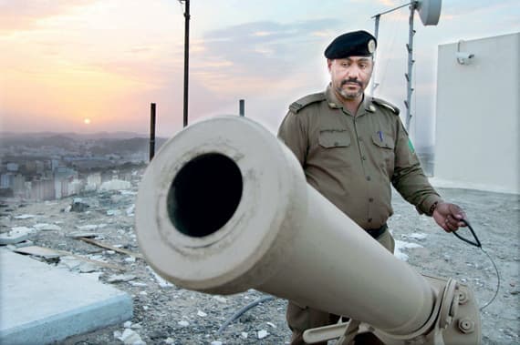 مدفع رمضان يعود
بـ 150 طلقة
بعد صمت 11 شهرا