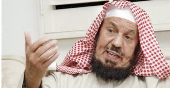 ابن منيع يدعو إلى زيادة أعضاء «كبار العلماء» إلى 100